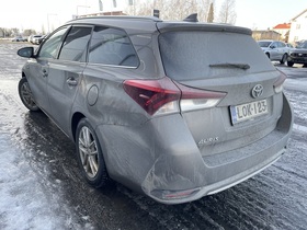 Toyota Auris vaihtoauto