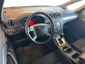 Ford S-MAX vaihtoauto