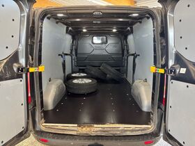 Ford Transit Custom vaihtoauto