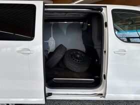 Opel Vivaro vaihtoauto