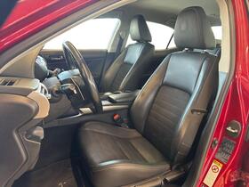 Lexus IS vaihtoauto