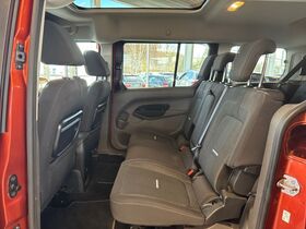 Ford Grand Tourneo Connect vaihtoauto