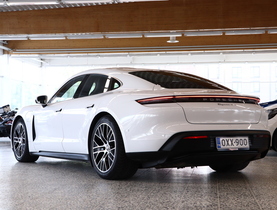 Porsche Taycan vaihtoauto