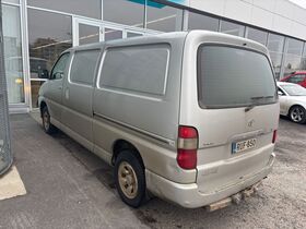 Toyota Hiace vaihtoauto