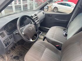 Toyota Hiace vaihtoauto