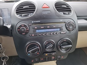 Volkswagen New Beetle vaihtoauto