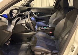 Peugeot e-208 vaihtoauto