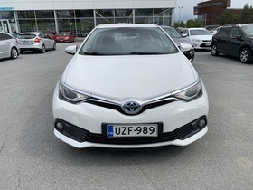 Toyota Auris vaihtoauto