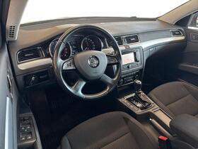 Skoda Superb vaihtoauto