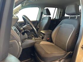 Volkswagen Amarok vaihtoauto