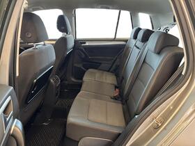 Volkswagen Golf Sportsvan vaihtoauto