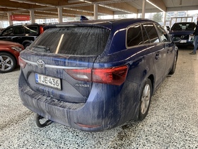 Toyota Avensis vaihtoauto