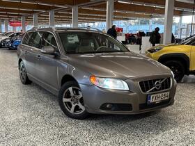 Volvo V70 vaihtoauto