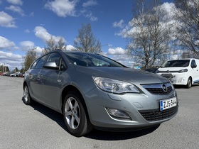 Opel Astra vaihtoauto
