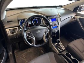 Hyundai i30 5d vaihtoauto
