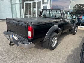 Nissan Navara vaihtoauto