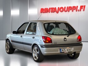 Ford Fiesta vaihtoauto