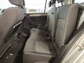 Volkswagen Golf Sportsvan vaihtoauto