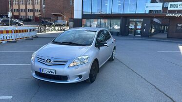 Toyota Auris vaihtoauto