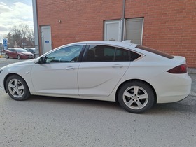 Opel Insignia vaihtoauto