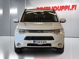 Mitsubishi Outlander PHEV vaihtoauto