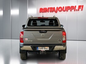 Nissan Navara vaihtoauto