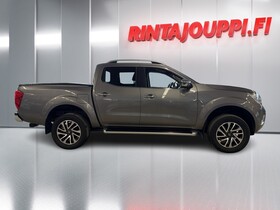 Nissan Navara vaihtoauto