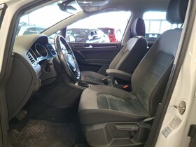 Volkswagen Golf Sportsvan vaihtoauto