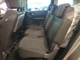 Peugeot 5008 vaihtoauto