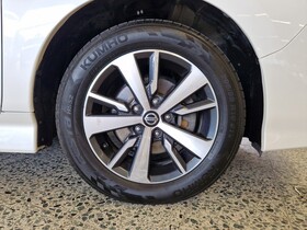 Nissan Leaf vaihtoauto