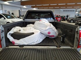 Nissan Navara vaihtoauto