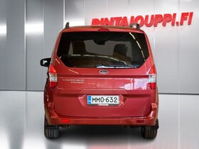 Ford Tourneo Courier vaihtoauto