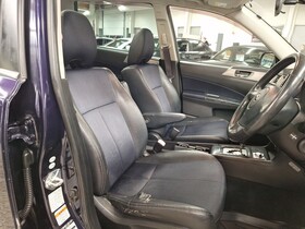 Subaru Exiga vaihtoauto