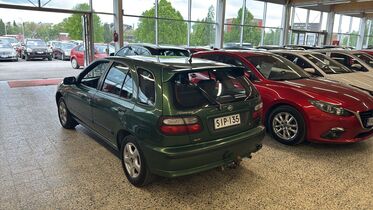 Nissan Almera vaihtoauto