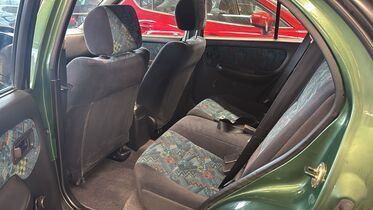 Nissan Almera vaihtoauto