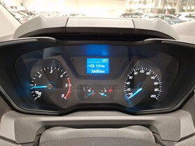 Ford Tourneo Custom vaihtoauto