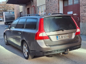 Volvo V70 vaihtoauto