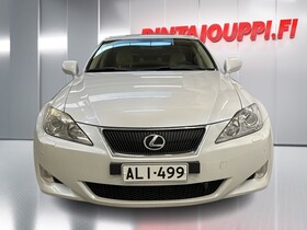 Lexus IS vaihtoauto