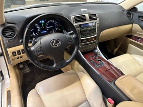 Lexus IS vaihtoauto