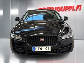 Jaguar XE vaihtoauto