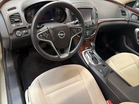 Opel Insignia vaihtoauto