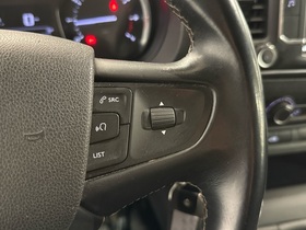 Opel Vivaro vaihtoauto