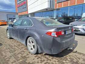 Honda Accord vaihtoauto
