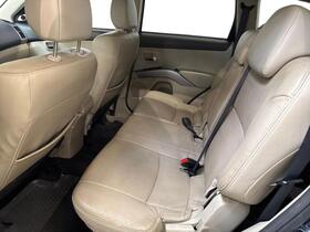 Mitsubishi Outlander vaihtoauto