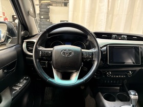 Toyota Hilux vaihtoauto