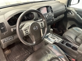 Nissan Navara vaihtoauto