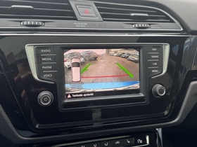 Volkswagen Touran vaihtoauto