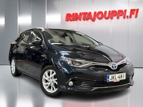 Toyota Auris vaihtoauto