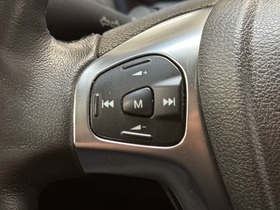 Ford Transit Courier vaihtoauto