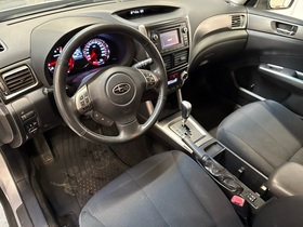 Subaru Forester vaihtoauto